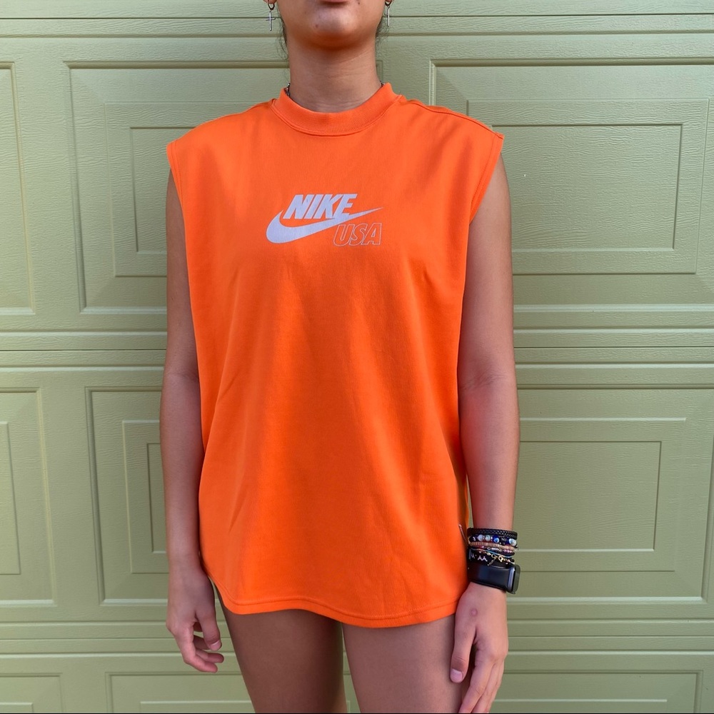 Mens Nike USA Orange Sleeve Less SportsWear Tank Top Size M